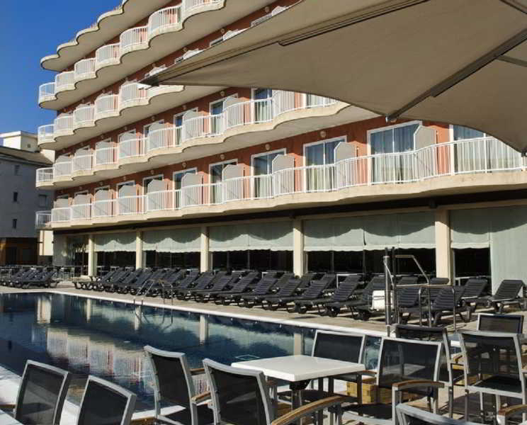 Ruleta Augustus Hotel ซาลอว์ ภายนอก รูปภาพ