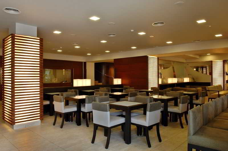 Ruleta Augustus Hotel ซาลอว์ ภายนอก รูปภาพ
